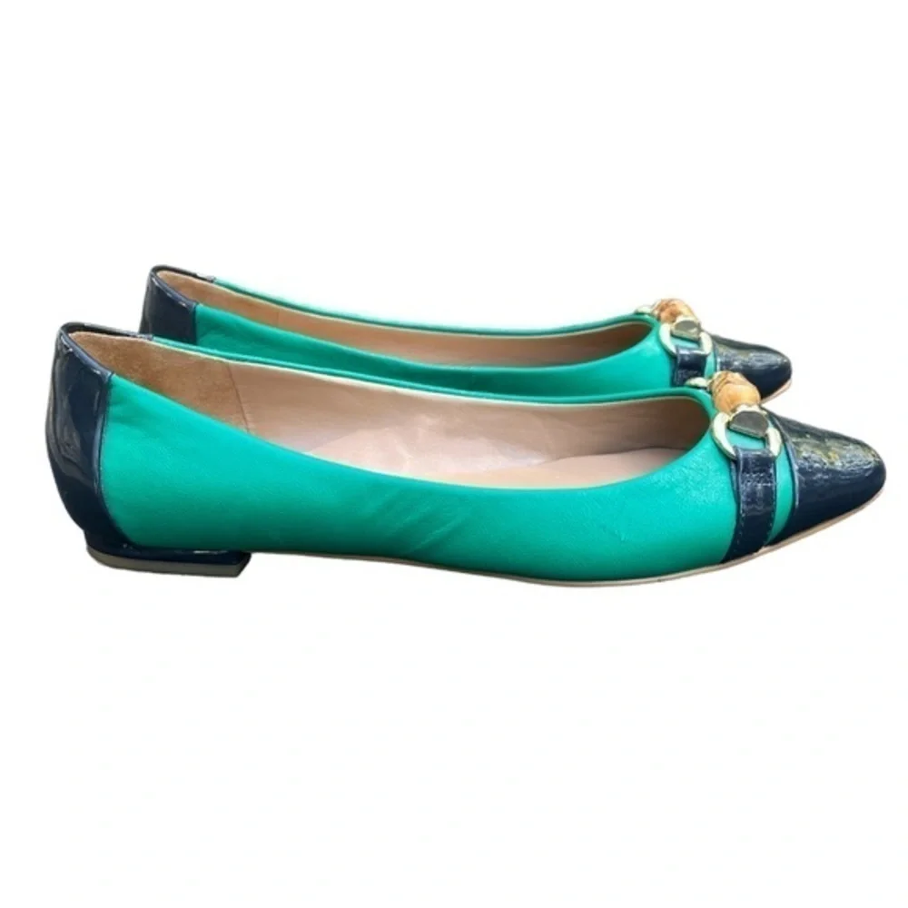 Talbots Remy Cap Toe Flats embellished with a bamboo bit in green and black - Picture 3 of 9